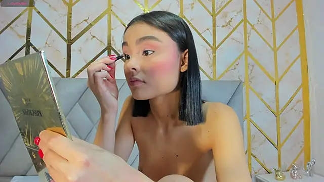 Snapshot of Cassidy_14 chatting on October 7, 7:44 pm Cassidy 14 online show from October 7, 7:44 pm