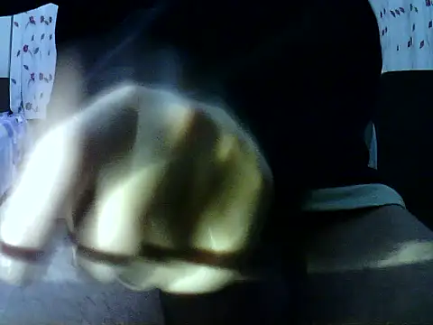 Snapshot of photo3995 chatting on April 30, 8:26 pm photo3995 online show from April 30, 8:26 pm