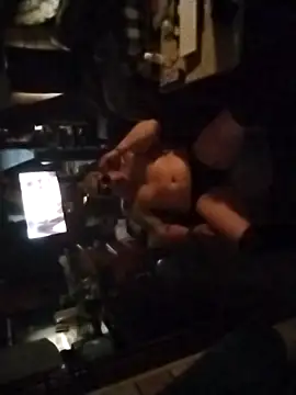 JoeyUhOh online show from March 27, 8:30 pm