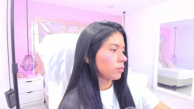 samantaa shy online show from March 21, 11:41 pm