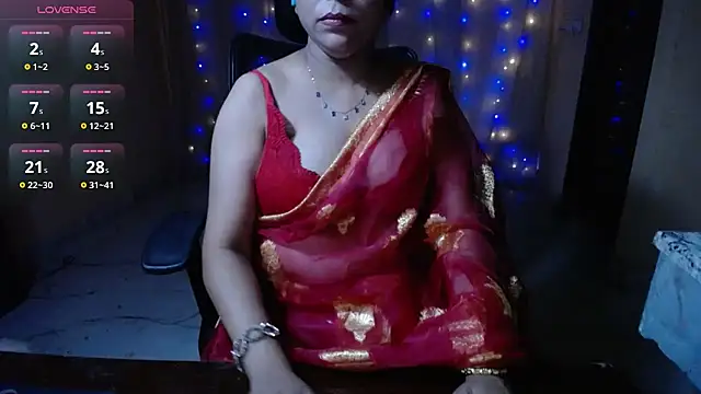 Snapshot of Divvya_ chatting on July 2, 7:09 pm Divvya online show from July 2, 7:09 pm