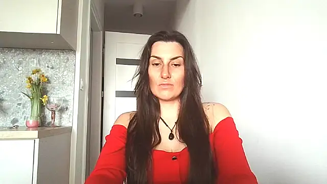 DonnaAmore online show from April 10, 3:28 pm