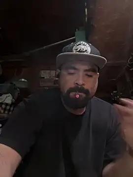 Snapshot of Jonathanfrom420 chatting on February 27, 3:12 pm Jonathanfrom420 online show from February 27, 3:12 pm