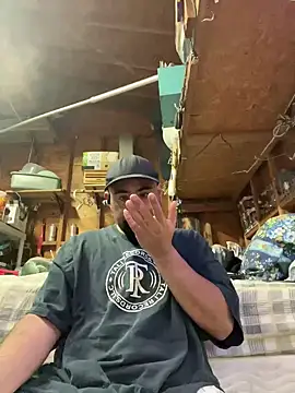 Snapshot of Jonathanfrom420 chatting on June 10, 3:55 pm Jonathanfrom420 online show from June 10, 3:55 pm
