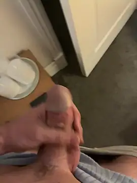 Woodchip online show from April 3, 10:08 pm