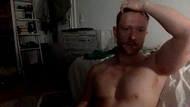 Snapshot of T_R_1992 chatting on May 27, 12:51 am T R 1992 online show from May 27, 12:51 am