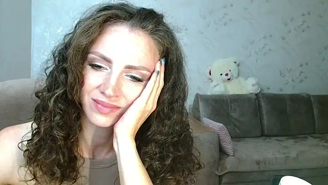 Snapshot of Amber_Carrol chatting on July 16, 4:35 pm Amber Carrol online show from July 16, 4:35 pm