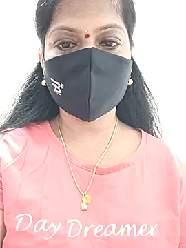 Snapshot of shivani27 chatting on September 16, 2:40 pm shivani27 online show from September 16, 2:40 pm