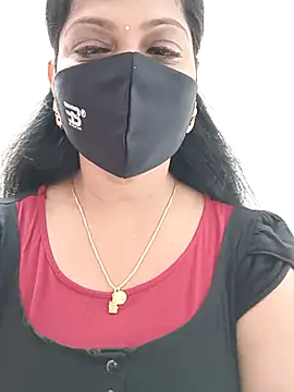 Snapshot of shivani27 chatting on October 10, 6:12 am shivani27 online show from October 10, 6:12 am