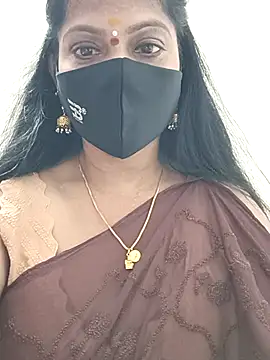 Snapshot of shivani27 chatting on November 13, 5:56 pm shivani27 online show from November 13, 5:56 pm