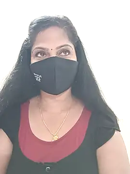 Snapshot of shivani27 chatting on June 6, 5:50 pm shivani27 online show from June 6, 5:50 pm