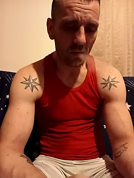 YzabellFabioo online show from February 18, 9:55 pm