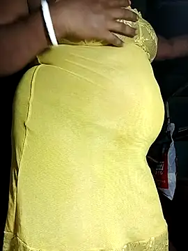 Snapshot of Nude-Priya2 chatting on September 16, 9:54 am Nude-Priya2 online show from September 16, 9:54 am