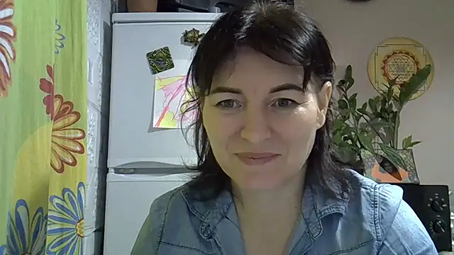 Krystal 82 online show from November 16, 7:41 pm