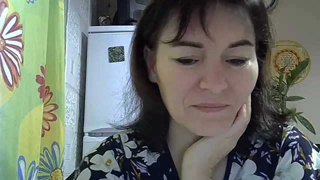 Krystal 82 online show from November 22, 7:29 am