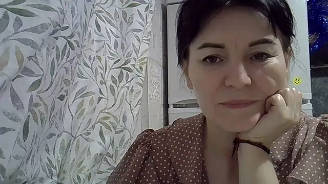 Krystal 82 online show from January 9, 8:10 pm