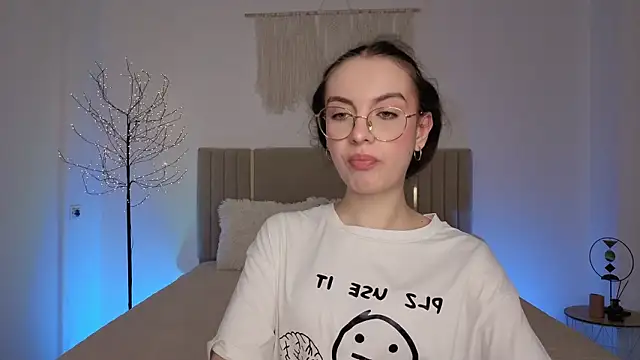 Real cutie1 online show from March 27, 2:28 pm