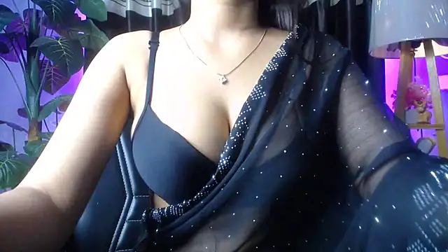 Snapshot of kiara_1122 chatting on May 25, 9:21 pm kiara 1122 online show from May 25, 9:21 pm