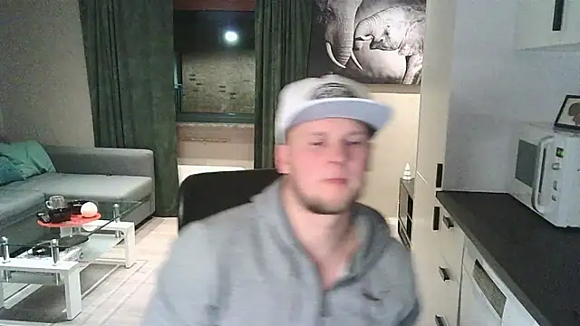 Dartanjanas13 online show from February 4, 8:36 pm