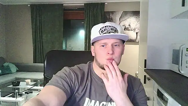 Dartanjanas13 online show from February 27, 9:15 pm