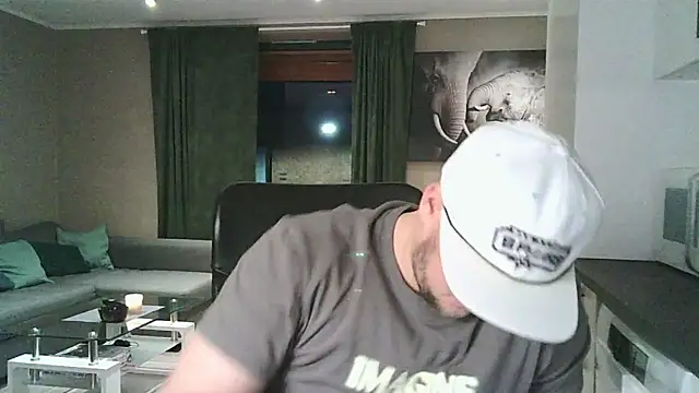 Dartanjanas13 online show from March 1, 5:37 pm