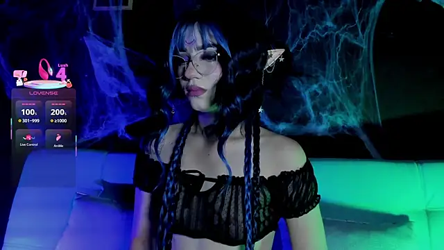 madiixwatson online show from October 22, 10:48 am