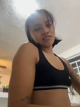 Nia Desire online show from July 23, 8:45 am