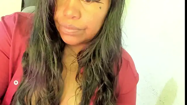 Snapshot of ebonylouissexyhot chatting on October 31, 5:36 pm ebonylouissexyhot online show from October 31, 5:36 pm