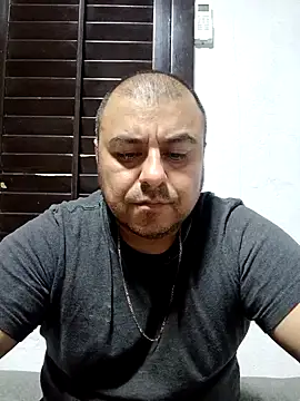 Snapshot of romiroom chatting on July 31, 3:39 am romiroom online show from July 31, 3:39 am