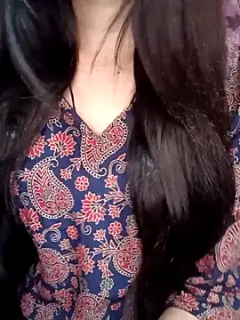 Queen Pooja7 online show from October 11, 5:11 pm