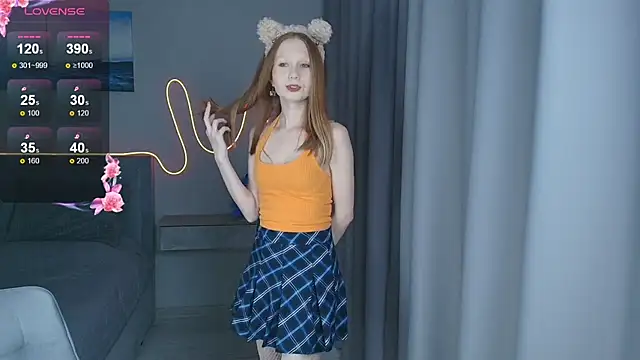 FoxyMira online show from September 26, 1:48 pm