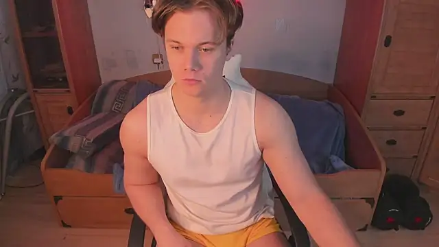 Snapshot of Dexter_Bennett chatting on February 27, 1:22 pm Dexter Bennett online show from February 27, 1:22 pm