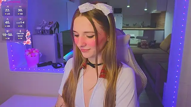 Elsa wow online show from March 18, 11:30 pm