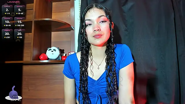 Snapshot of Camilla_Miller01 chatting on February 19, 8:38 pm Camilla Miller01 online show from February 19, 8:38 pm