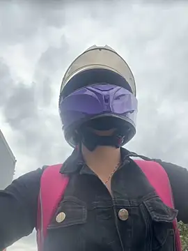 Camilla Miller01 online show from April 10, 6:12 pm