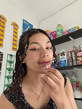 Snapshot of Camilla_Miller01 chatting on May 30, 1:08 pm Camilla Miller01 online show from May 30, 1:08 pm
