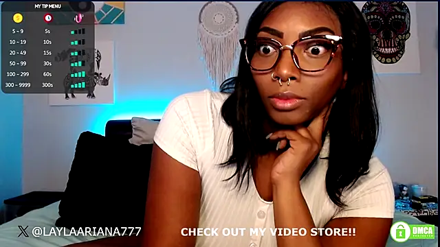 Snapshot of LaylaAriana chatting on July 2, 3:45 am LaylaAriana online show from July 2, 3:45 am