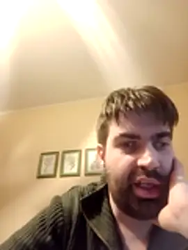 Snapshot of ynroh_87 chatting on February 27, 4:40 pm ynroh 87 online show from February 27, 4:40 pm