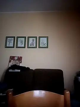 Snapshot of ynroh_87 chatting on May 13, 4:04 pm ynroh 87 online show from May 13, 4:04 pm