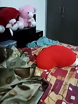 Niharika555 online show from April 18, 7:07 pm