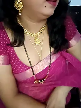 Snapshot of Niharika555 chatting on May 7, 4:23 pm Niharika555 online show from May 7, 4:23 pm