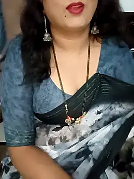 Snapshot of Niharika555 chatting on June 10, 6:51 pm Niharika555 online show from June 10, 6:51 pm
