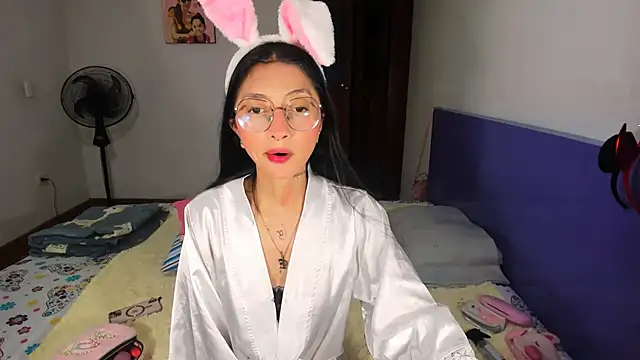 Snapshot of Anais_lux chatting on April 30, 12:06 am Anais lux online show from April 30, 12:06 am
