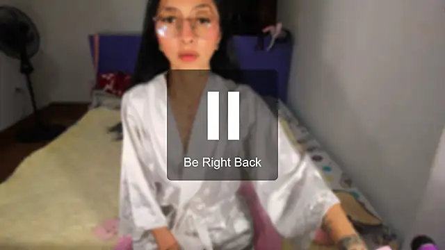 Snapshot of Anais_lux chatting on May 7, 1:44 am Anais lux online show from May 7, 1:44 am