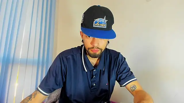 Theferxxo 12 online show from November 4, 10:09 pm