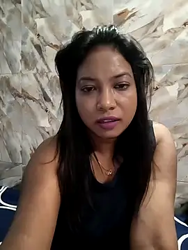 Snapshot of hornyzinia123 chatting on April 24, 3:09 am hornyzinia123 online show from April 24, 3:09 am