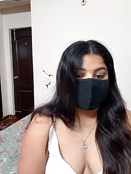 Snapshot of Aavya_007 chatting on June 25, 5:07 am Aavya 007 online show from June 25, 5:07 am