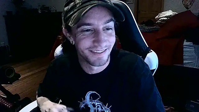 Snapshot of LEVIATHANX666 chatting on August 9, 2:24 am LEVIATHANX666 online show from August 9, 2:24 am