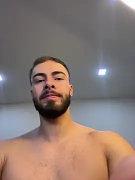 Snapshot of MaxDell chatting on May 6, 7:30 pm MaxDell online show from May 6, 7:30 pm