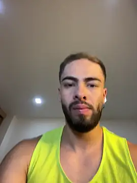 Snapshot of MaxDell chatting on July 17, 6:02 pm MaxDell online show from July 17, 6:02 pm